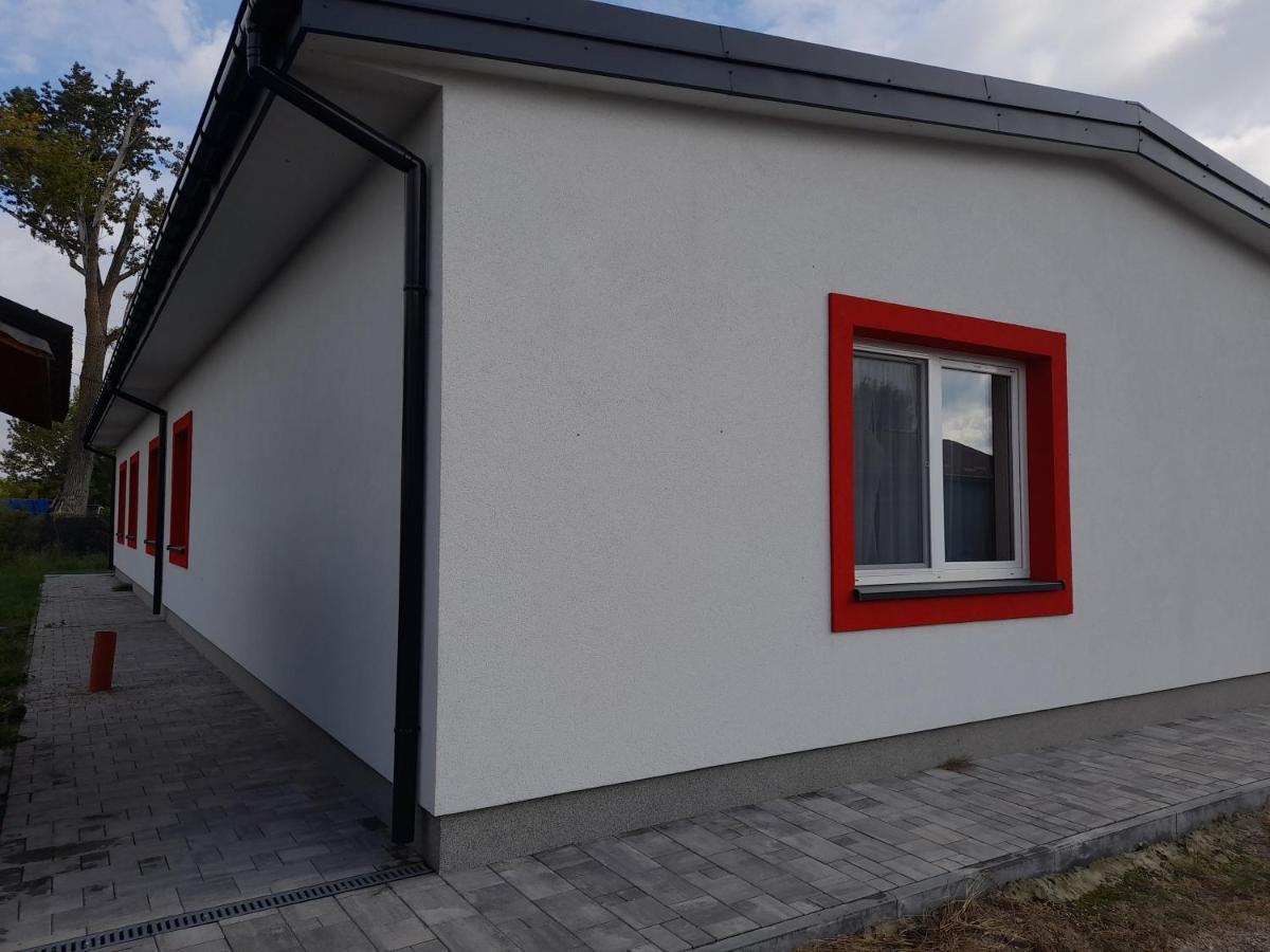 Czerwony Szafir Grodzisk Pansiyon Grodzisk Mazowiecki Dış mekan fotoğraf